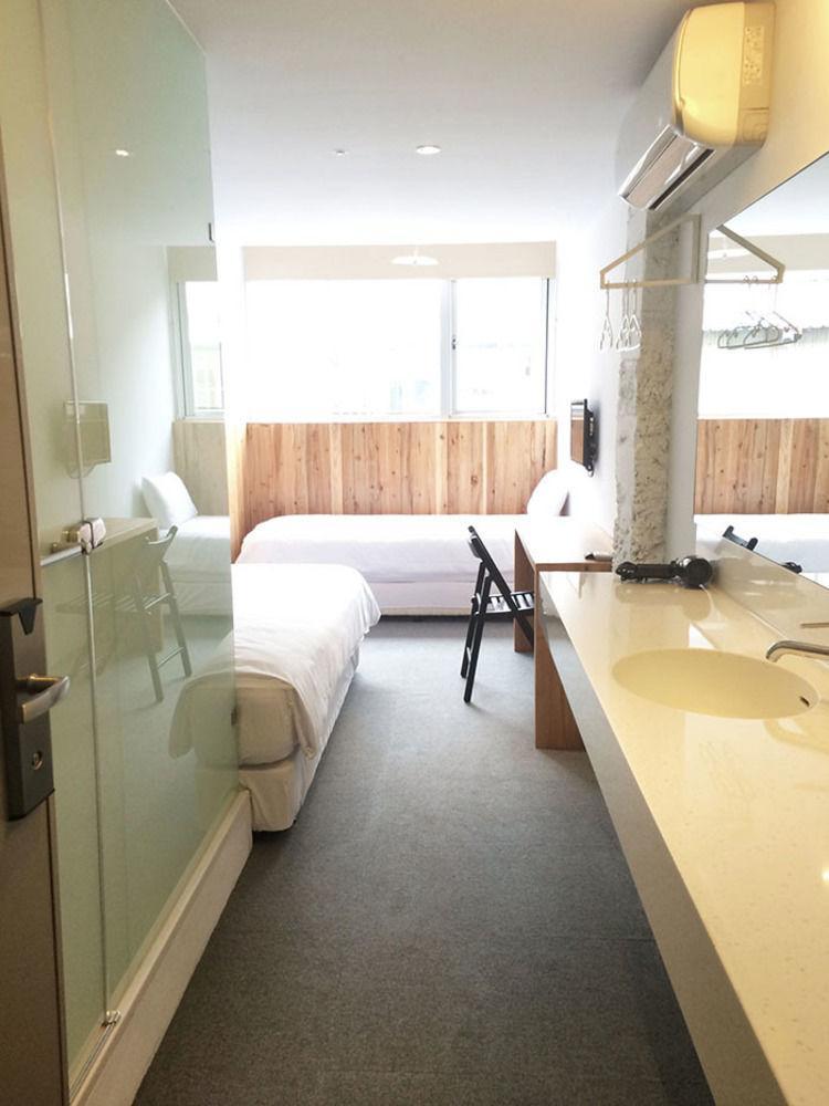 Star Hostel Taipei Main Station Екстериор снимка